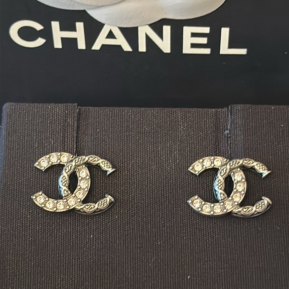 Authentic Chanel CC Stud Earrings - Picture 4 of 13